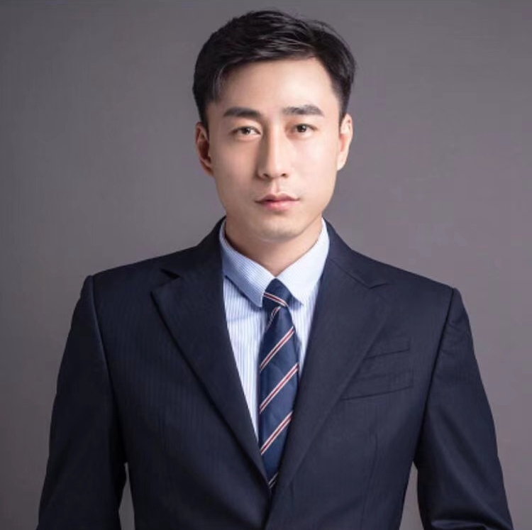 赵垒 品牌视觉系统总监